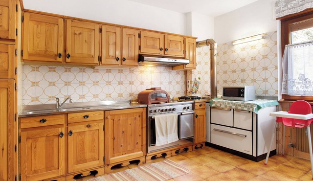 Holiday Home 'Moser' with Mountain View, Private Terrace and Wi-Fi