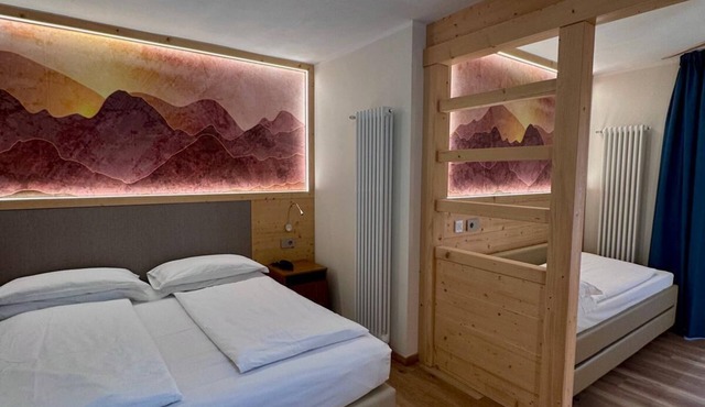 Hotel Denny
