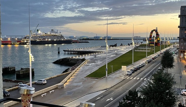 L'AMARRAGE APPT PERRET PANORAMIC SEA AND HARBOR VIEW
