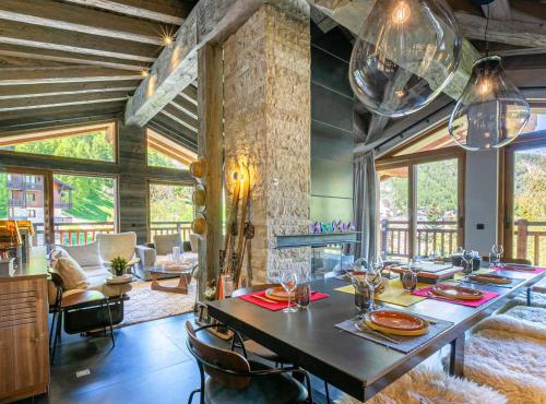 Luxueux 5 pièces avec cheminée, balcon panoramique, proche des pistes - Val-d'Isère - FR-1-694-108