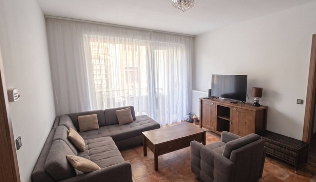 Luxury 2-bedroom 2-bathroom condo 70 sqm with parking