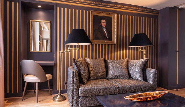 Luxury Apartment Paris Louvre