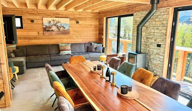 Luxury chalet for 12 people nestled in the heart of the charming village of Nancroix