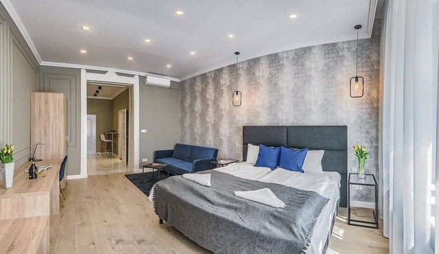 Luxury Studio for TREASURE SEEKERS