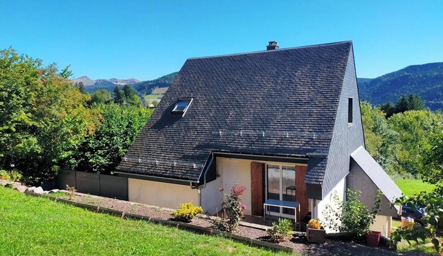 Maison 7 Personnes - Quartier Calme - Belle vue sur Charlannes