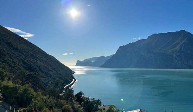 MAROCCHE APARTMENT, SURROUNDED BY NATURE WITH A VIEW OF LAKE GARDA