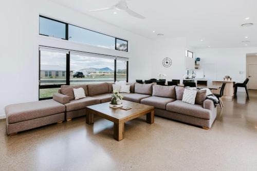 Mudgee Haven - Stunning Terra Modern Design