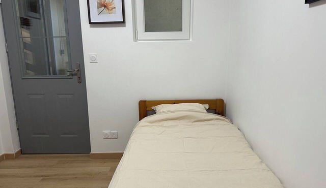New studio apartment, 2 minutes from the Dijon train station – for 1 to 2 people