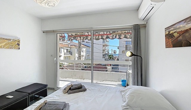 Palm Beach area - 1 BDR apartment - terrace, sea view Cannes Mouré Rouge
