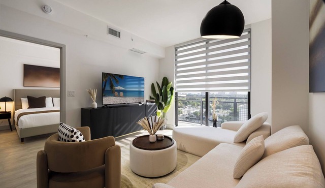 Panoramic Views on High floor- Near Stadium- 3B 2B