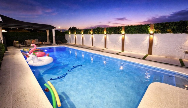 Pearl Luxury Oasis · Heated Pool · Game Room