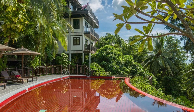 Private Seaview Villa behind the Beach within a 5-star branded Resort Samui