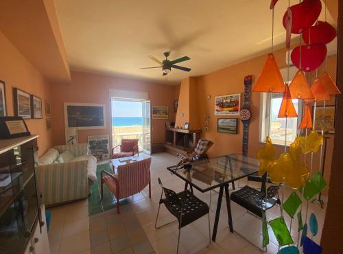 Rainbow Seafront Apartment