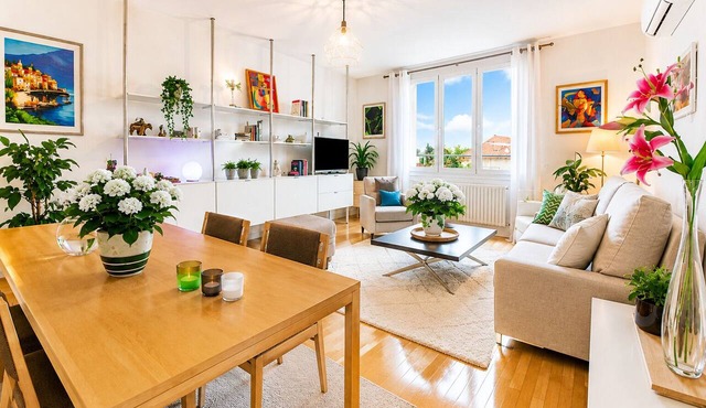 Spacious 95m² w/AC & Private Parking – 2BR, Comfort Stay 4 Guests