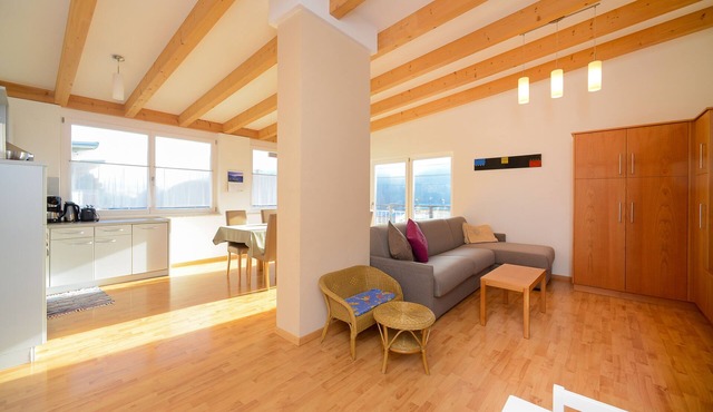 Spacious holiday apartments in the heart of the Puster Valley at the foot of Plan de Corones.