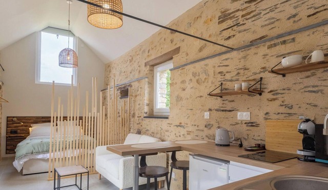 Studio with AC, peaceful village