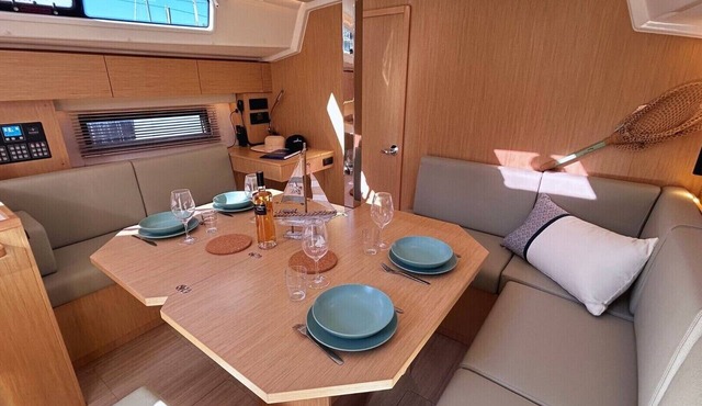 Sun-Kissed Sailing Adventure in Provence-Alpes-Côte d'Azur
