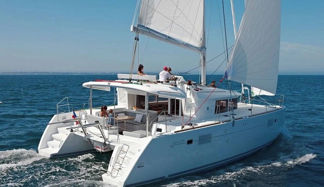 Sun-Kissed Sailing Adventure in Provence-Alpes-Côte d'Azur