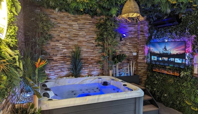The Secret Bay Love Room