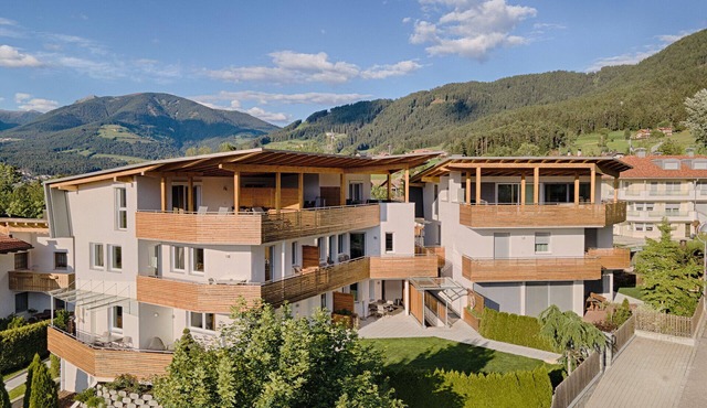 Traum-ferienwohnung mit Dachterrasse & Tollem Ausblick, Cron4 Schwimmbad & Sauna
