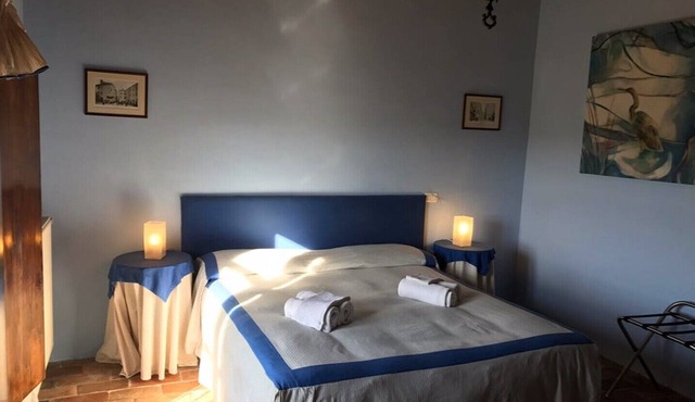 Villa Arzilla - SUNFLOWER ROOM