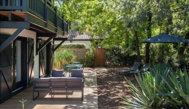 Villa Bellevue close to the beach, Villa Bellebue a stone's throw from the beach