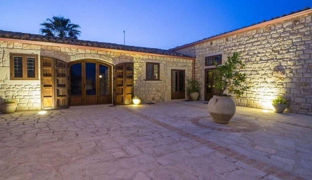 Villa Chiaramonte amazing villa with p/pool and Spa close to Sciacca