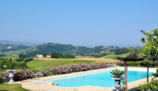 Villa Gilia B: A characteristic and welcoming two-story apartment that is part of a villa surrounded by the greenery, with Free WI-FI.