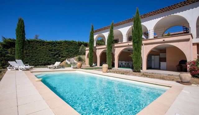 Villa 'La Cabri 5 Chambres Piscine' with Sea View, Wi-Fi and Air Conditioning