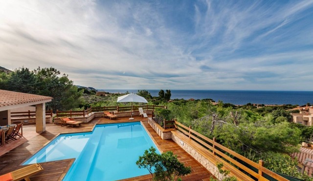 Villa Paola with private pool and spa