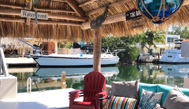 Waterfront Key Largo – Private Dock, Tiki Oasis & Pet Friendly – Sleeps 6