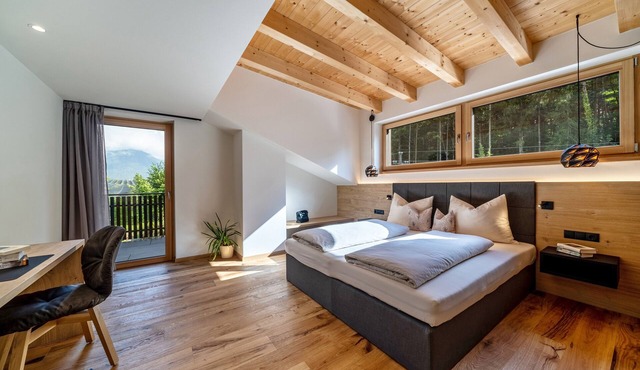Wiesgut Gala Apartment with Mountain View, Balcony, and Wi-Fi
