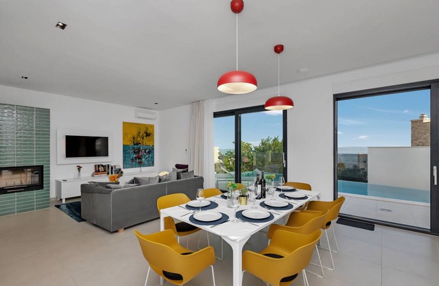 200 m² House ∙ 3 bedrooms ∙ 8 guests