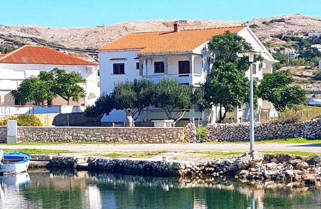 65 m² Apartment ∙ 2 bedrooms ∙ 6 guests