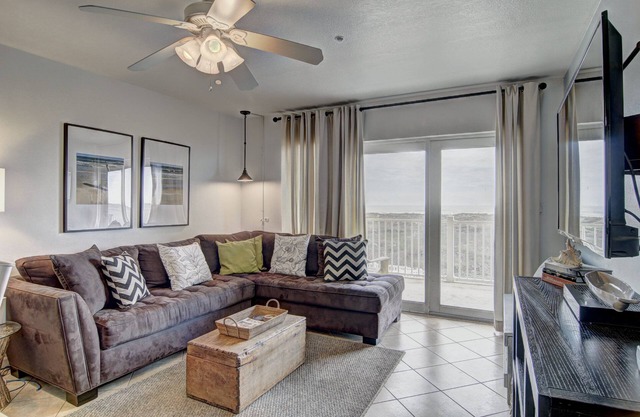 Amazingly updated 3 bedrm beachfront condo with community pool and beach access!