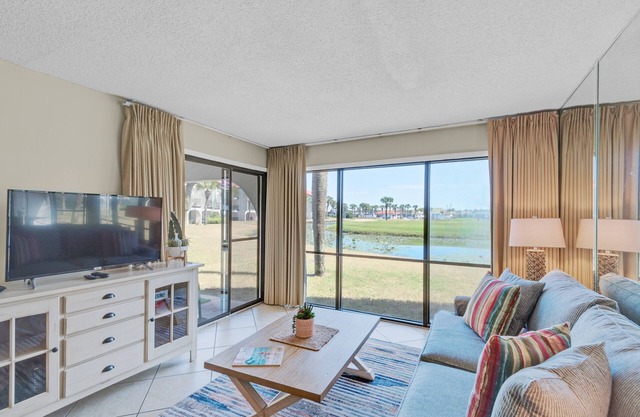 ⛵Balcony-Pool-Hot Tubs-Edgewater Golf Villa 304⛵