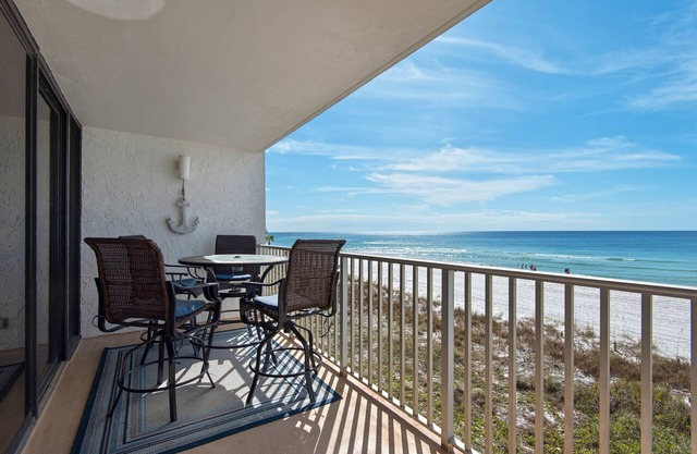 BeachFRONT for 4~Pool+Hot Tub~Tennis~Golf~Sandy Kisses Windward at Edgewater 203