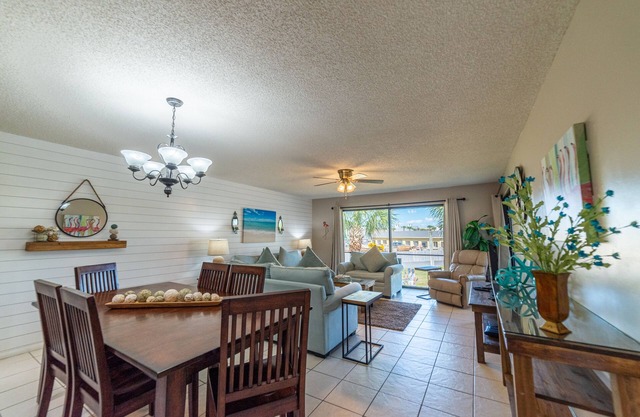 Flamingo Sunset Edgewater Villa 907-2nd Floor End Unit-Golf & Pond Views-Free Beach Tram!