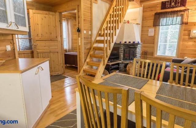 Holiday Home Komsikko b