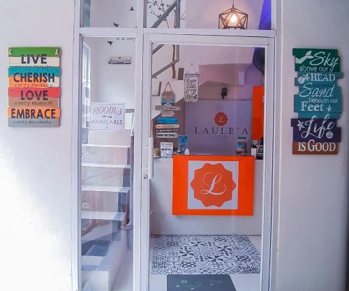 Laule'a Hostel
