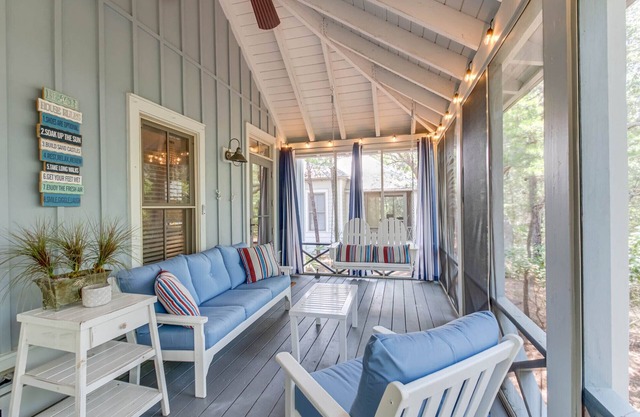 Magnolia Cottages by the Sea- Steps to the Pool, 2 King 1 Queen Bed!