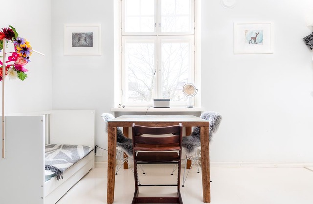 Modern & Scandinavian WeHost @Huvilakatu