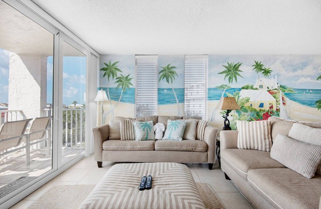 Dolphin Point 