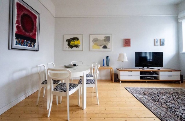 Spacious 88sqm 1 br at Katajanokka district