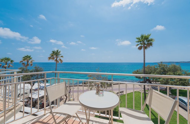 Talaiot Cala Millor - Two Bedroom Apartment, Sleeps 4