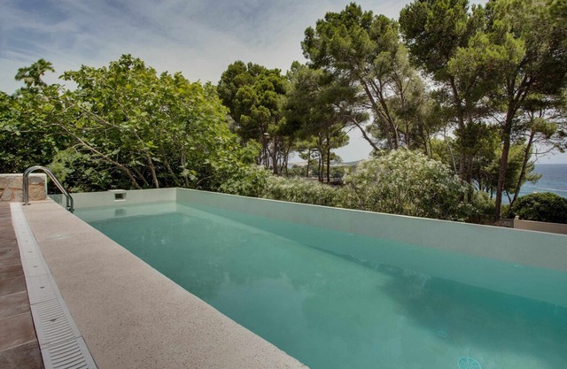 YourHouse Villa Cala Padri, nice villa with private pool in Capdepera area