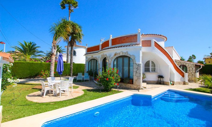 Els Poblets Villa | 100 m² Villa ∙ 2 bedrooms ∙ 4 guests