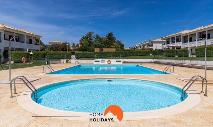 Albufeira House | 108 m² House ∙ 3 bedrooms ∙ 6 guests
