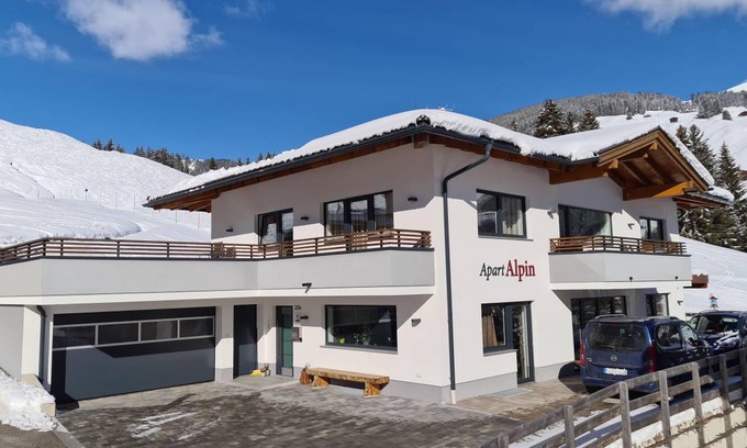 Vorderlanersbach Apartment | 115 m² Apartment ∙ 4 bedrooms ∙ 9 guests