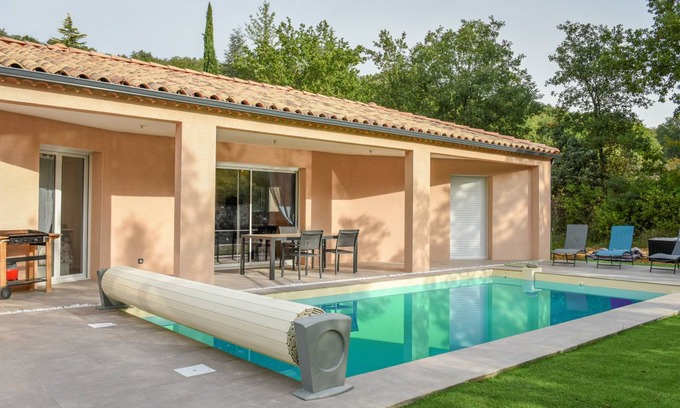 Vallon-Pont-d'Arc Villa | 116 m² Villa ∙ 4 bedrooms ∙ 8 guests